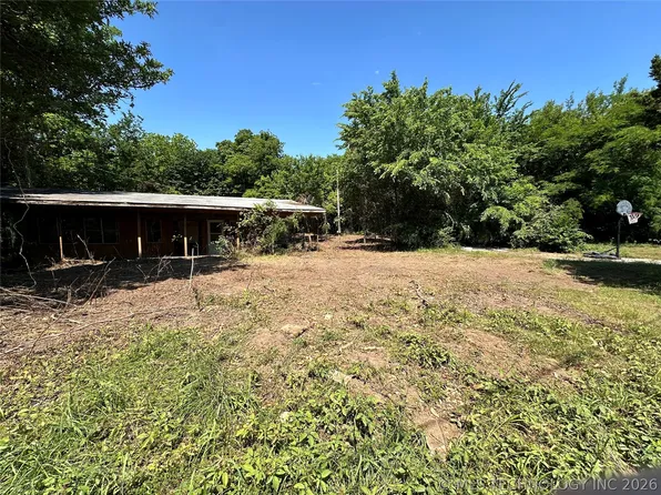 Key Blvd, Checotah, OK 74426