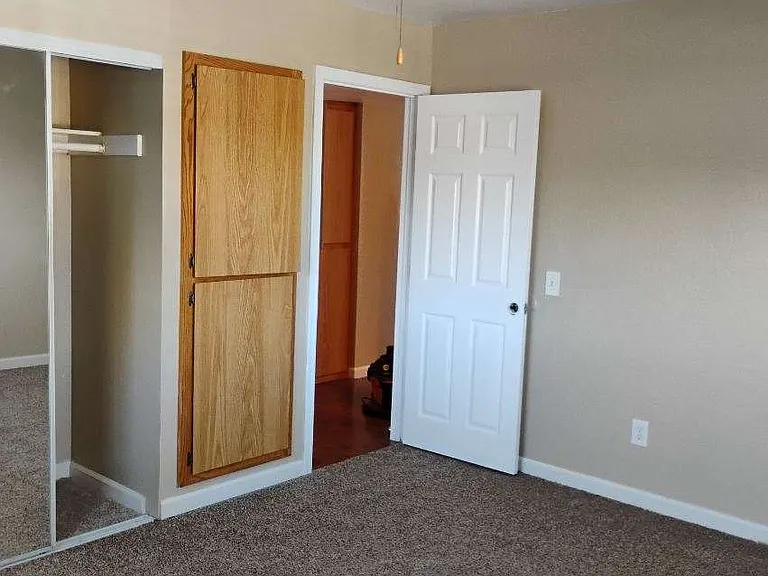 2743 B St #14 — Photo 6
