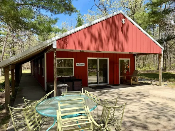 22533 Hoxeyville Rd, Wellston, MI 49689