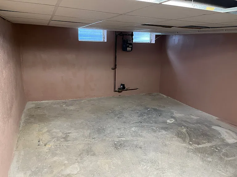 1849 S Rosewood St — Photo 19