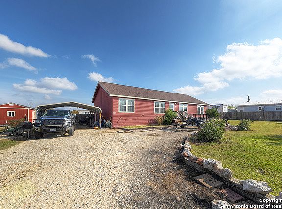 2nd image of 431 Rosemary Loop