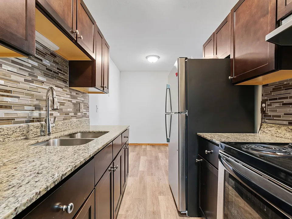 Blaisdell Manor
