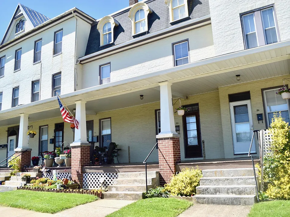 80 Winchester Ave