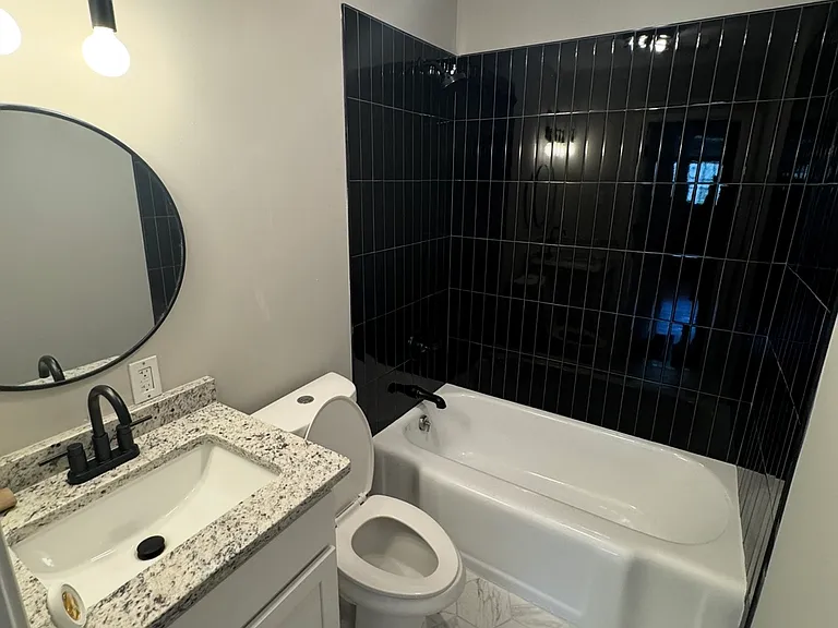 1166 N Cherokee Rd — Photo 5