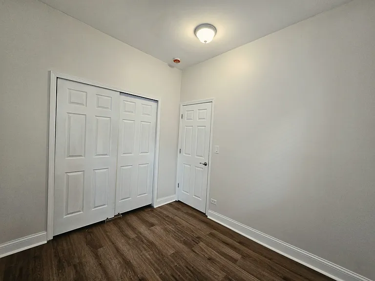 1009 S Claremont Ave #1 — Photo 11