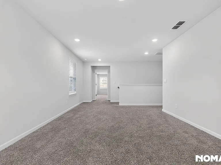 6039 Hickory Creek Ct — Photo 14
