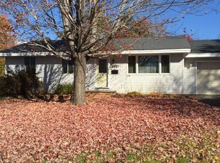 8203 Harrison Cir, Bloomington, MN 55437