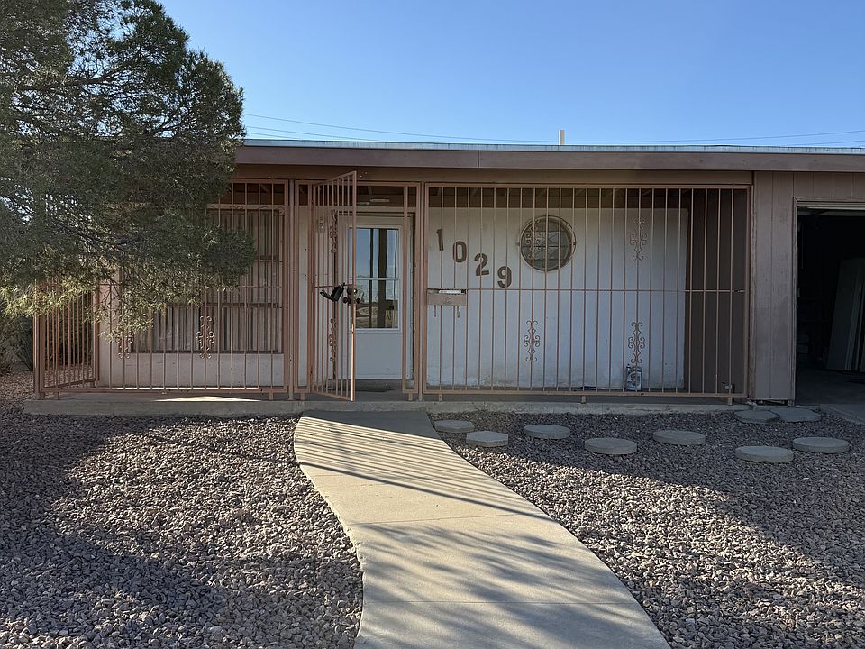 1st image of 1029 Lomaland