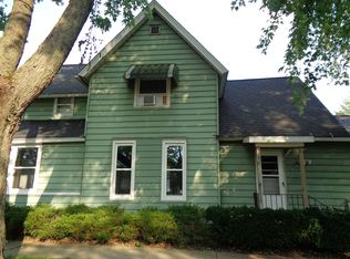 923 Larkin Ave, Elgin, IL 60123