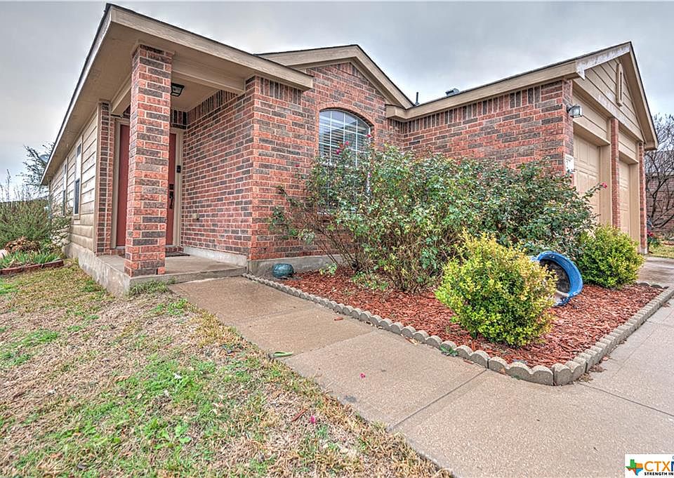 1st image of 22 McGugan Ln