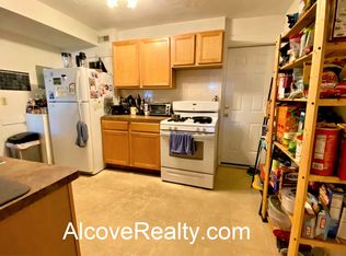 221 Summer St #2, Somerville, MA 02143