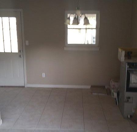 3rd image of 228 Aquamarine Ave