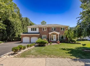 85 Swenson Cir, Berkeley Heights, NJ 07922