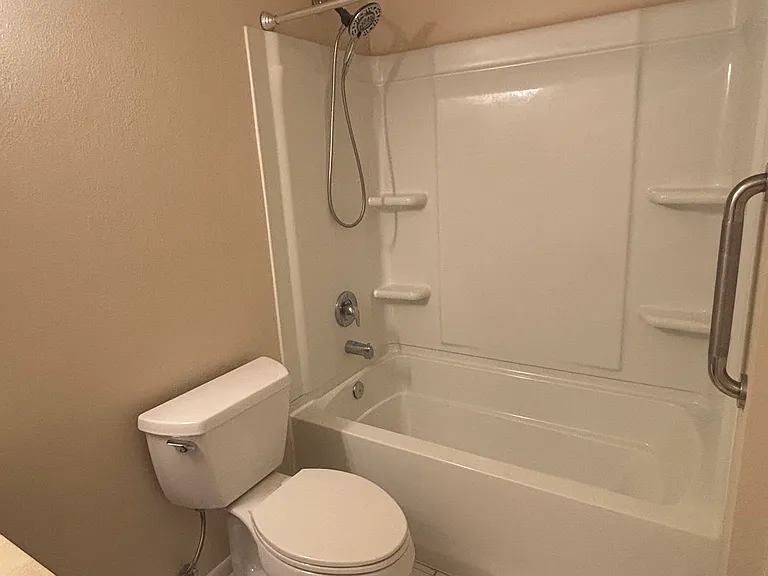 16618 E Ashbrook Dr #B — Photo 21