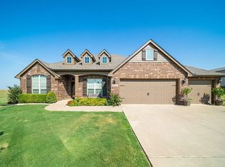 14481 N Sandstone Ave, Skiatook, OK 74070
