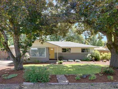 5062 8th Ave NE, Keizer, OR, 97303
