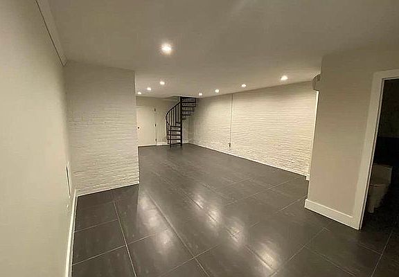 5th image of 1090 Bedford Ave #1R