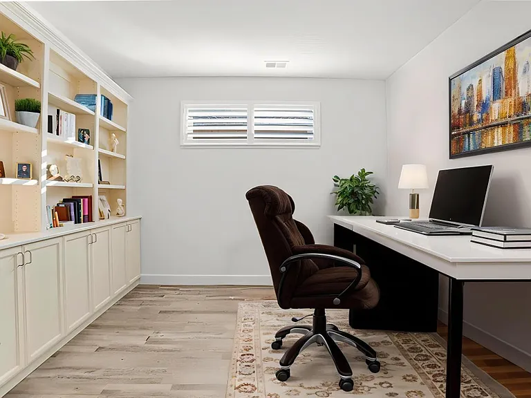 2585 Central Park Dr — Photo 13