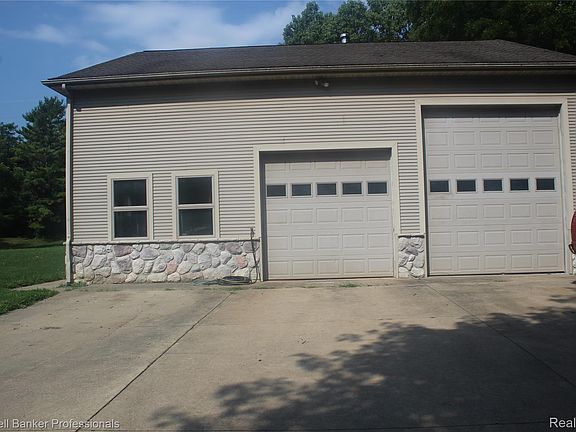 4th image of 1522 High Hollow Dr