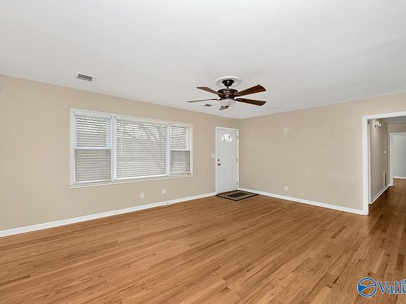4th image of 2511 Andrew Jackson Way NE
