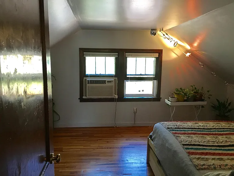 3604 Grand Ave S — Photo 17