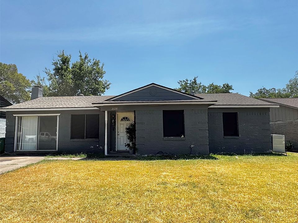1st image of 2628 Driftwood Dr