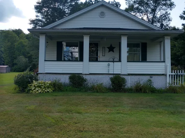 2544 Bell Wick Rd, Hubbard, OH 44425