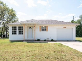 2916 W Chestnut Street, Springfield, MO 65803