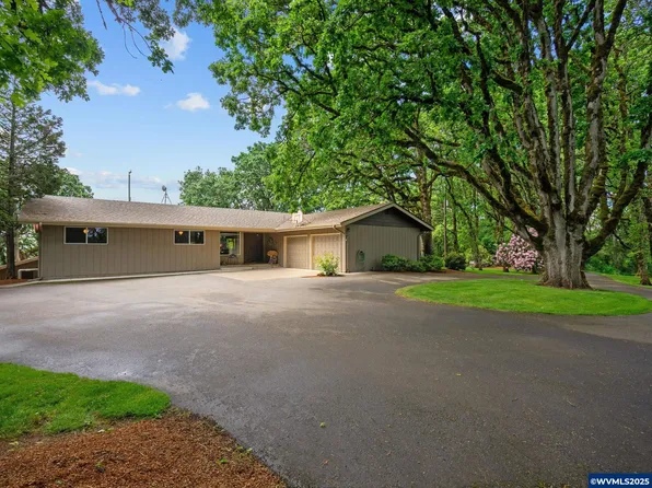 4355 N Oak Grove Rd, Rickreall, OR 97371