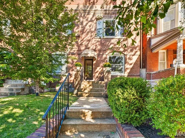 3821 Flad Ave, Saint Louis, MO 63110
