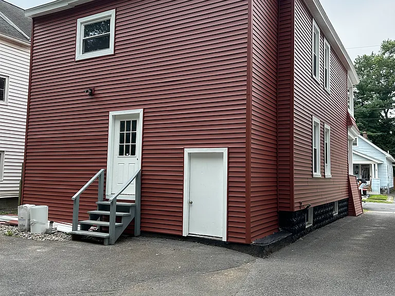 114 N Toll St #1 — Photo 7