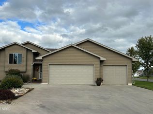 1202 Cherry Dr NE, Watertown, SD 57201