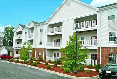 Golf Brook Apartments Photo 1