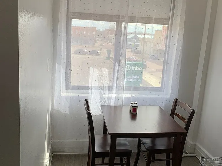 312 N Lawler St — Photo 21