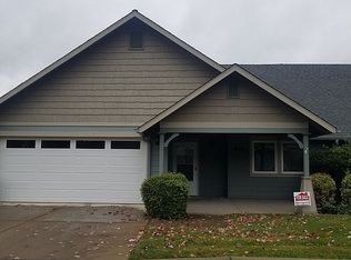 848 SW Kinsington Ct, Grants Pass, OR