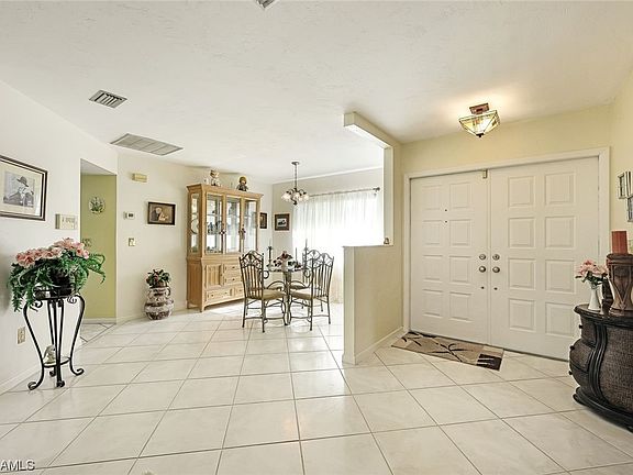 4th image of 3612 SW 11th Ave