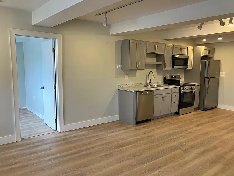 59 Center St #102 — Photo 3
