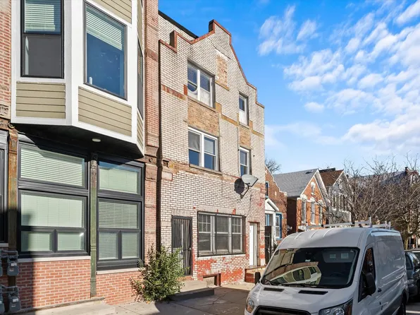 2152 W 21st St #1R, Chicago, IL 60608