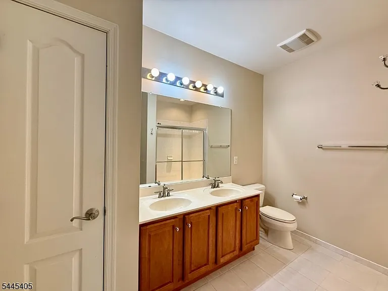 2214 Ramapo Ct #2214 — Photo 9