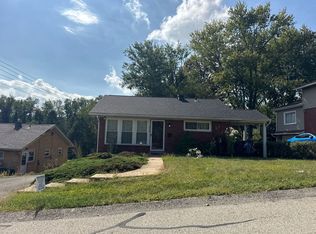 215 Dunbar Dr, Pittsburgh, PA 15235