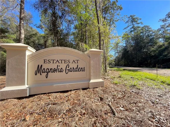 19551 Southern Dr, Covington, LA 70435