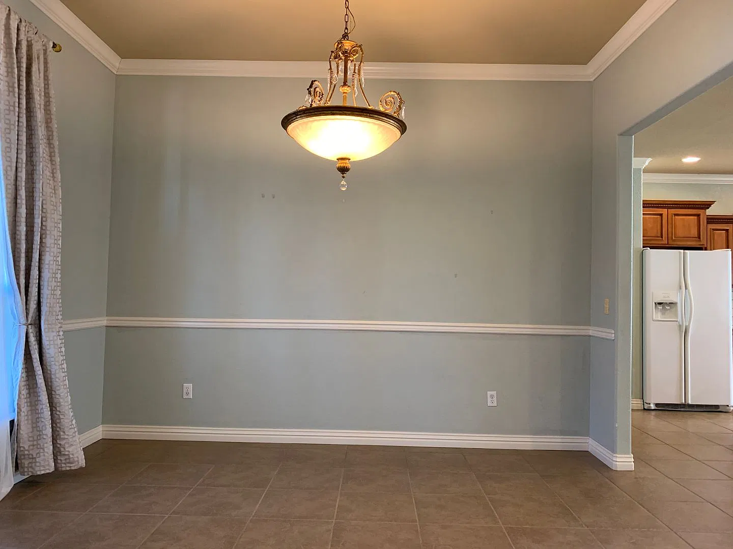 Beautiful 3 Bed, 3 Bath Home in Fort Smith — Photo 3