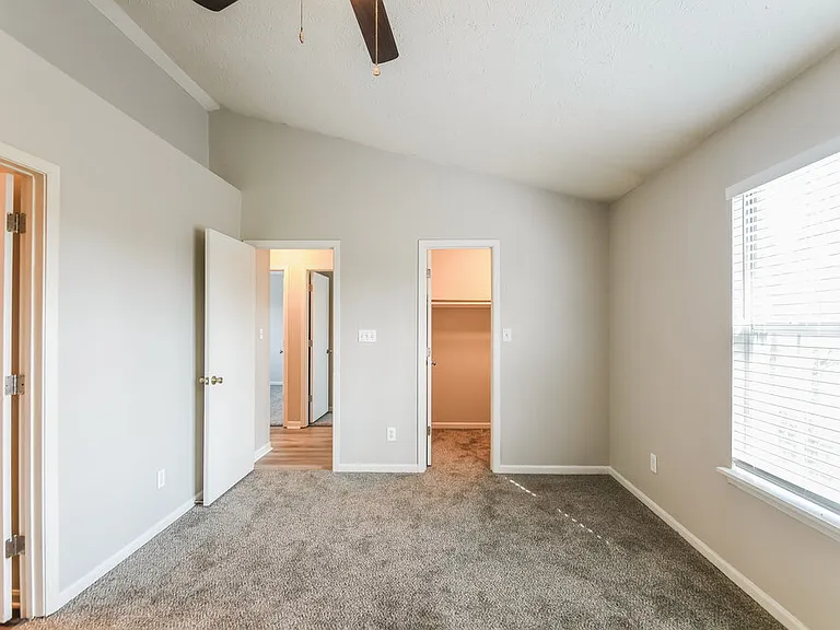 5223 Pin Oak Dr — Photo 12
