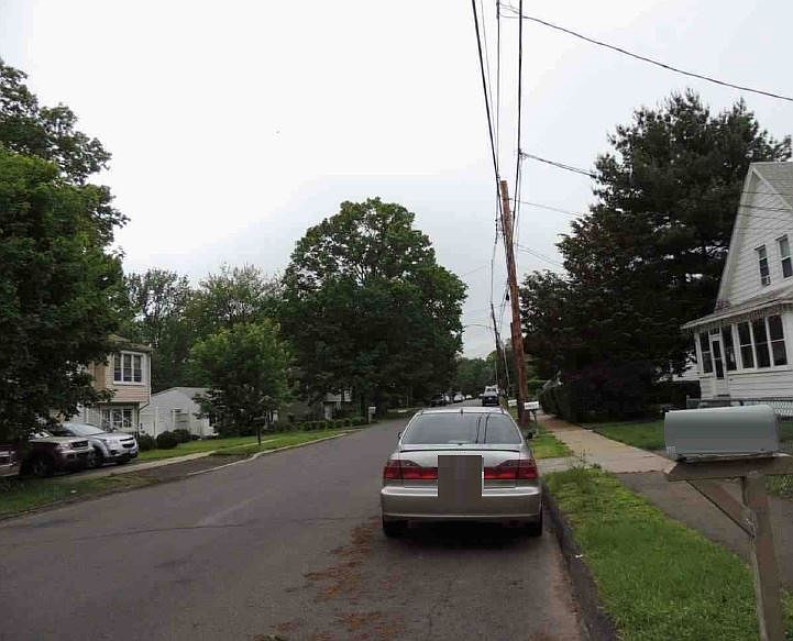2nd image of 90 Stevens Ave