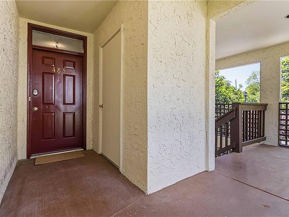 4th image of 485 Sherman Way