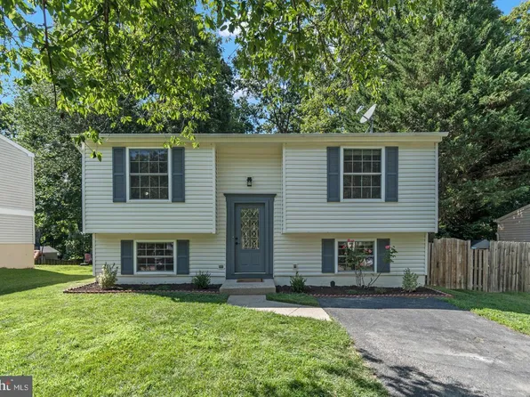 8412 Great Lake Ln, Springfield, VA 22153