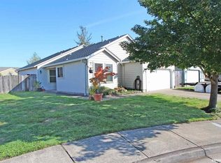 2761 Bridlewood Loop SE, Albany, OR 97322