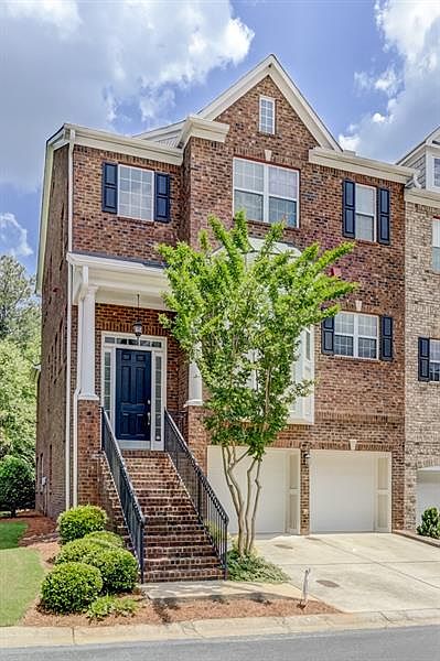 1st image of 2981 Rivergreen Ln SE