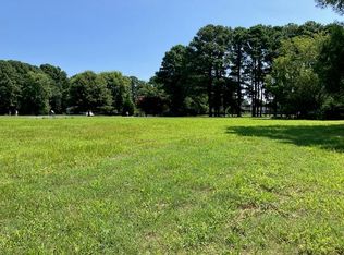 37 Church Neck Rd, Machipongo, VA 23405