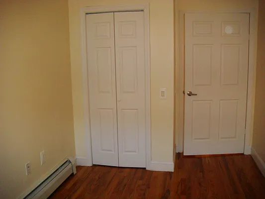 Rented by Avanguard Realty Corp | media 6